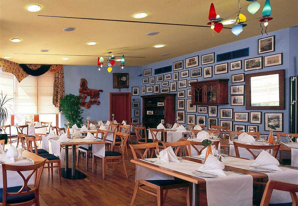 Hotel Troja Praha Eksteriør bilde